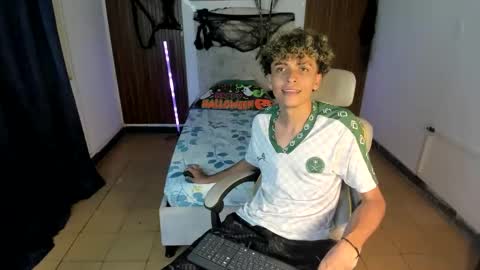 hot bunny online show from 11/05/25, 01:49