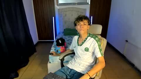 hot bunny online show from 11/13/25, 01:48