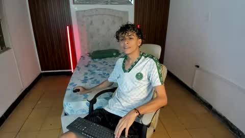 hot bunny online show from 11/17/25, 01:11