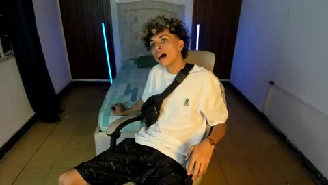 hot bunny online show from 11/24/25, 03:06