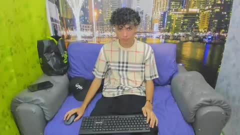 hot bunny online show from 12/19/25, 01:29