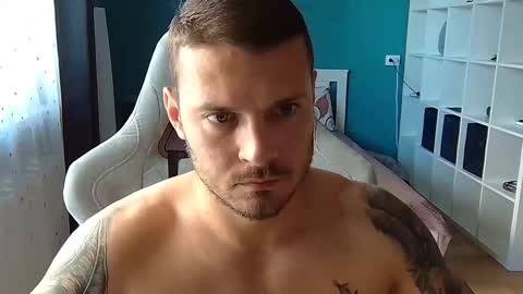 Snapshot of hot_cap_77 chatting on 09/11/25, 01:44 hot_cap_77 online show from 09/11/25, 01:44