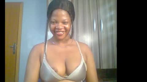 Snapshot of hot_choco_choco chatting on 11/30/25, 07:23 peace online show from 11/30/25, 07:23