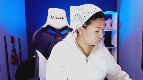 hot chocolate 4u online show from 11/10/25, 12:15