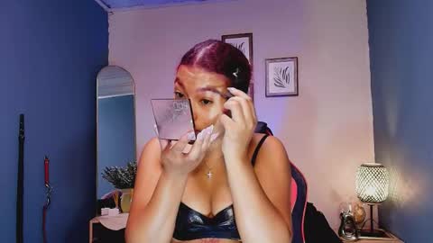 Snapshot of hot_chocolate_4u chatting on 01/19/26, 12:20 hot chocolate 4u online show from 01/19/26, 12:20