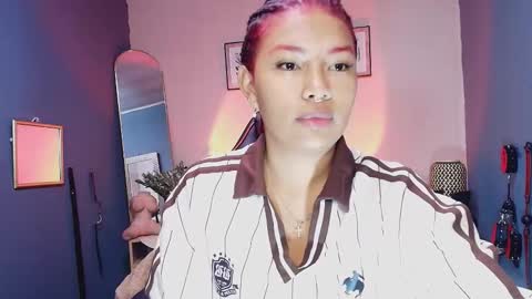 Snapshot of hot_chocolate_4u chatting on 02/04/26, 12:11 hot chocolate 4u online show from 02/04/26, 12:11