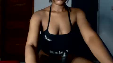 Snapshot of hot_chocoxxxx chatting on 10/03/25, 02:36 sonia  mis choco online show from 10/03/25, 02:36