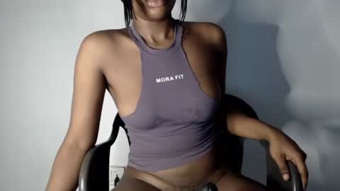 Snapshot of hot_chocoxxxx chatting on 10/20/25, 07:20 sonia  mis choco online show from 10/20/25, 07:20