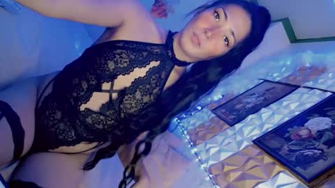 its me CLAUDIA online show from 03/03/25, 06:26