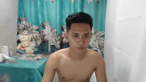 Snapshot of hot_dave69 chatting on 10/10/25, 05:34 hot_dave69 online show from 10/10/25, 05:34