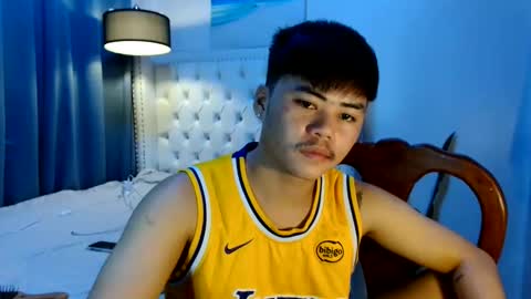 Snapshot of hot_emmanuel chatting on 03/25/26, 12:27 hot_emmanuel online show from 03/25/26, 12:27