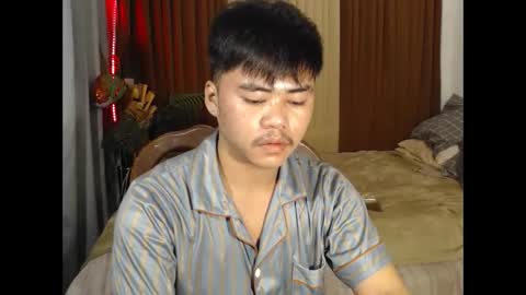 Snapshot of hot_emmanuel chatting on 03/26/26, 08:53 hot_emmanuel online show from 03/26/26, 08:53