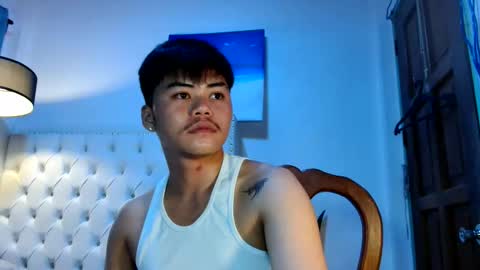 Snapshot of hot_emmanuel chatting on 03/29/26, 02:39 hot_emmanuel online show from 03/29/26, 02:39