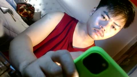 Snapshot of hot_emmanuel chatting on 04/06/26, 10:16 hot_emmanuel online show from 04/06/26, 10:16