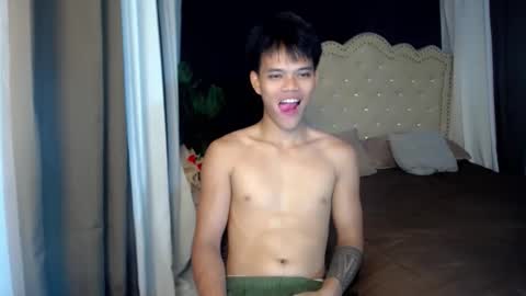 hot_fucker_ online show from 10/22/25, 11:21