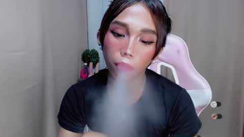 Khianna online show from 04/30/26, 02:12