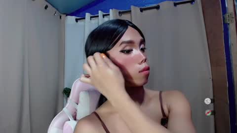 Khianna online show from 05/11/26, 04:15