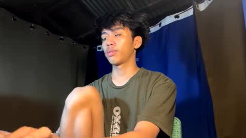 hot_kianxx online show from 10/25/25, 09:06