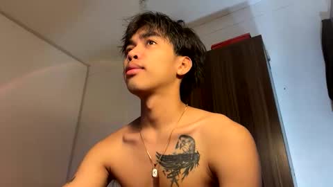hot_kianxx online show from 12/15/25, 12:48