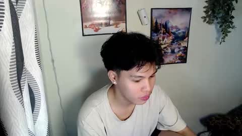 Snapshot of hot_kisser19 chatting on 03/30/26, 06:20 mark online show from 03/30/26, 06:20