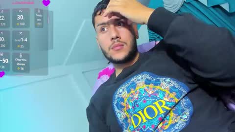 Snapshot of hot_latino_boy_ chatting on 10/17/25, 06:16 Alejandro online show from 10/17/25, 06:16