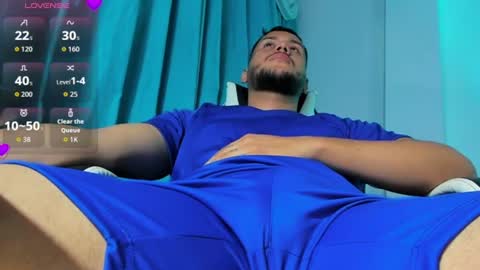 Snapshot of hot_latino_boy_ chatting on 06/11/26, 12:32 Alejandro online show from 06/11/26, 12:32