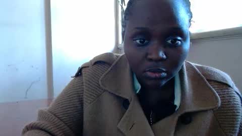 Linah online show from 11/05/25, 06:46