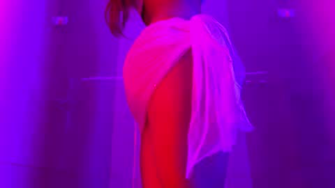 Snapshot of hot_link chatting on 10/27/25, 12:04  Hot Link  online show from 10/27/25, 12:04