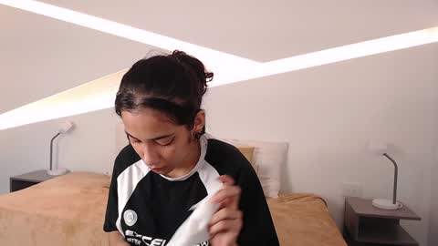 Alana online show from 12/06/24, 08:40