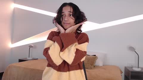 Alana online show from 12/24/24, 08:27