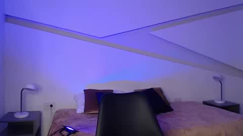 Alana online show from 02/12/25, 08:50