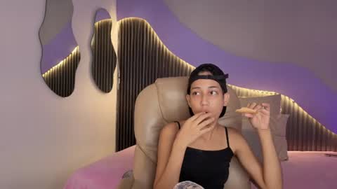Alana online show from 06/18/26, 09:30