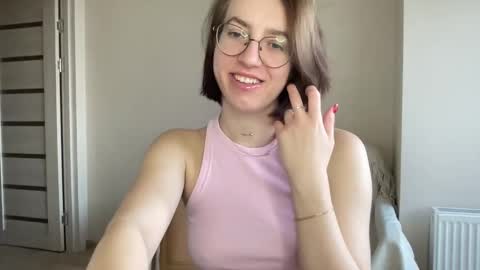 Lina online show from 12/12/24, 01:28