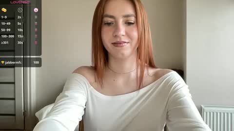 Snapshot of hot_lliinns chatting on 02/14/26, 10:45 Lina online show from 02/14/26, 10:45