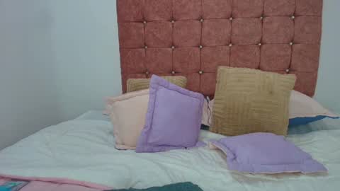 Snapshot of hot_luna_x chatting on 07/23/26, 08:18 hot_luna_x online show from 07/23/26, 08:18