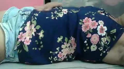 hotmama online show from 09/27/25, 07:46