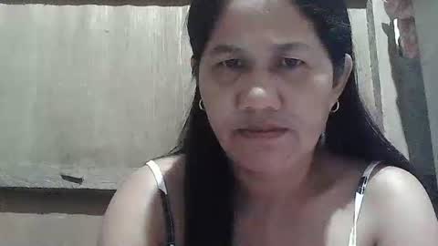 hotmama online show from 05/11/26, 09:23
