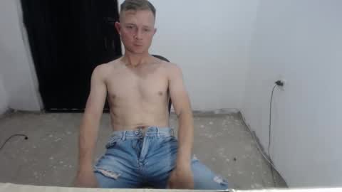 Snapshot of hot_mann11 chatting on 01/09/26, 12:02 angel online show from 01/09/26, 12:02