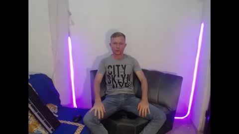 Snapshot of hot_mann11 chatting on 03/04/26, 01:22 angel online show from 03/04/26, 01:22