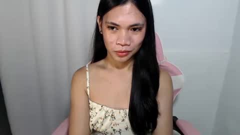 hot_pauline online show from 05/13/26, 06:00
