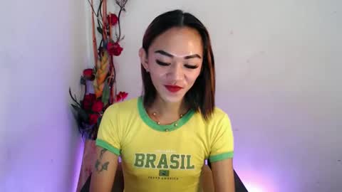 Snapshot of hot_petit69 chatting on 02/20/26, 03:45 hot_petit69 online show from 02/20/26, 03:45