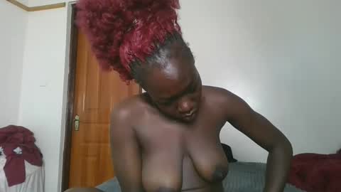 Snapshot of hot_petite1 chatting on 03/01/26, 04:14 Hot petite online show from 03/01/26, 04:14