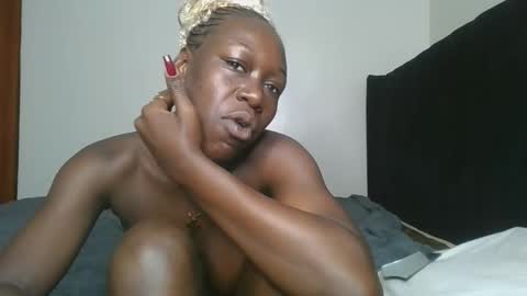 Snapshot of hot_petite1 chatting on 03/12/26, 08:09 Hot petite online show from 03/12/26, 08:09