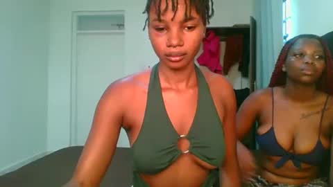 Snapshot of hot_petite1 chatting on 05/01/26, 10:20 Hot petite online show from 05/01/26, 10:20