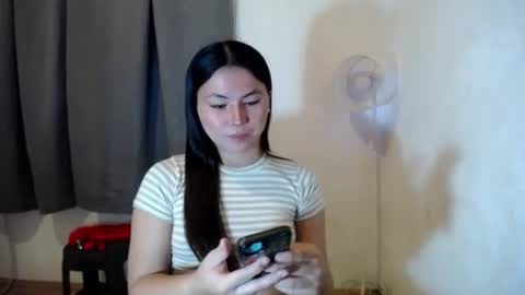 Nikki  online show from 11/05/25, 10:32