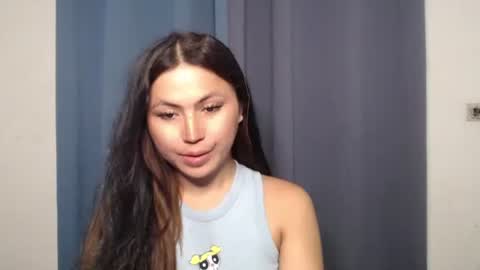 Snapshot of hot_precious_nikki chatting on 02/16/26, 02:46 Nikki online show from 02/16/26, 02:46