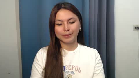 Snapshot of hot_precious_nikki chatting on 02/26/26, 04:17 Nikki online show from 02/26/26, 04:17