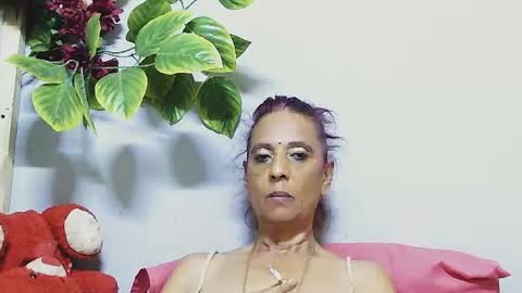 Snapshot of hot_queen58 chatting on 07/12/26, 08:33 hot queen online show from 07/12/26, 08:33