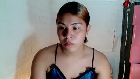 Selena online show from 12/04/25, 06:34