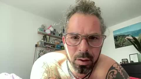 Snapshot of hot_sex83 chatting on 10/05/25, 10:57 letmedoo2 online show from 10/05/25, 10:57